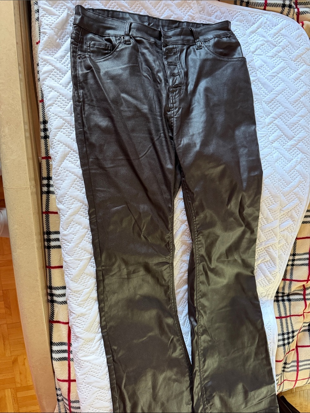 Women’s Black Coated Jeans - Classic Slim Fit